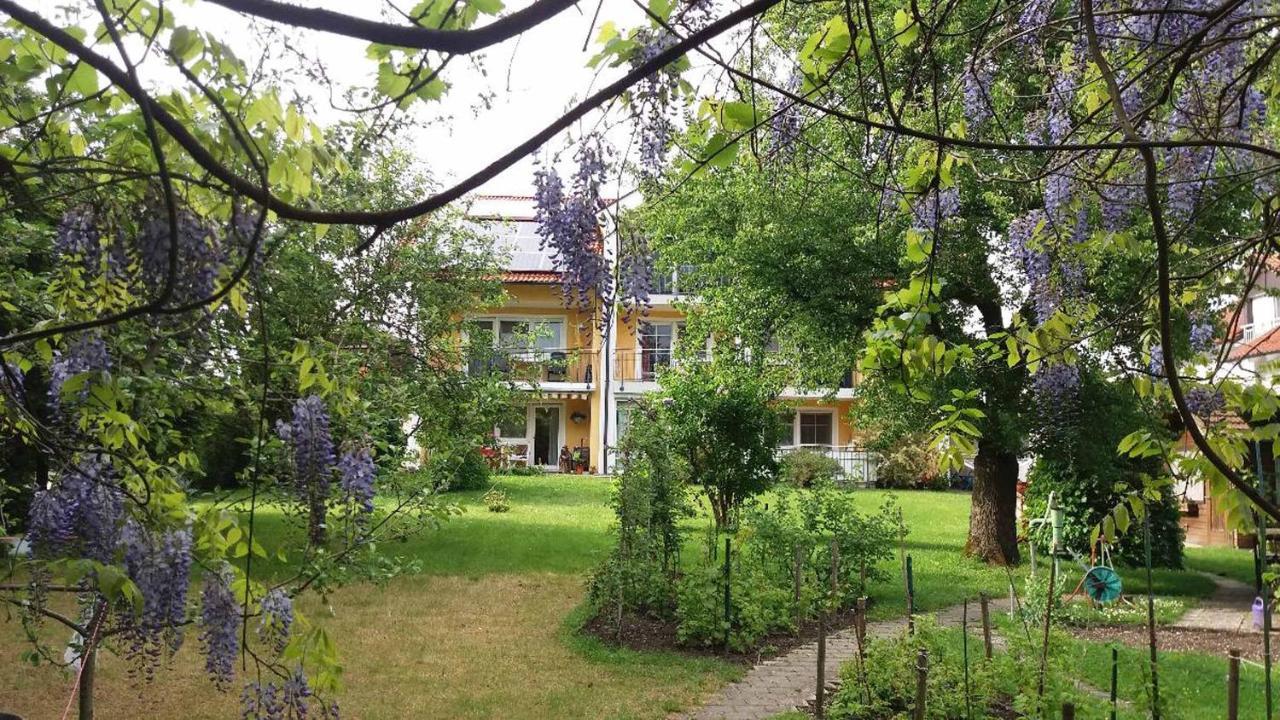 Appartementhaus Loewenzahn Bad Fussing Exterior photo